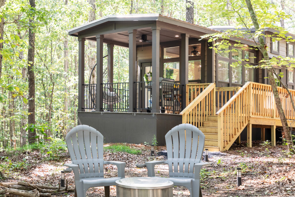 49LS-104_DeSoto-MenloGA_Exterior_Sept-2023_12_web