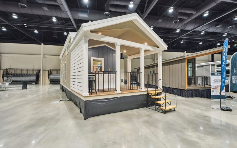 100-Mick-Cornett-Dr-Model-523SL-Oklahoma-City-OK-73109-WindowStill-07-2