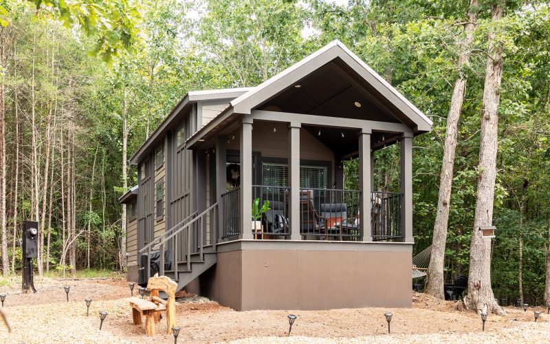 49LS-104_Swayback-LittleRiverEscape_Exterior_Sept-2023_02_web